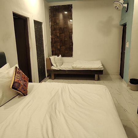 Rudraksha Inn Mount Abu Εξωτερικό φωτογραφία