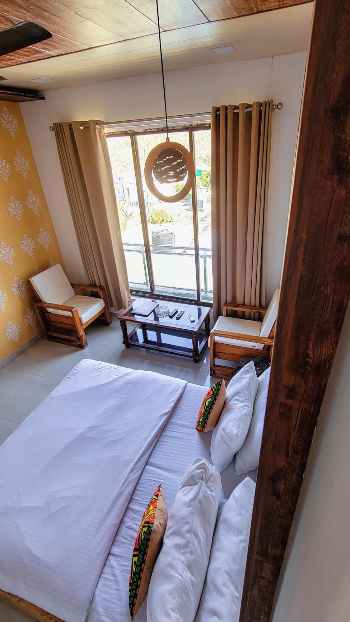 Rudraksha Inn Mount Abu Εξωτερικό φωτογραφία